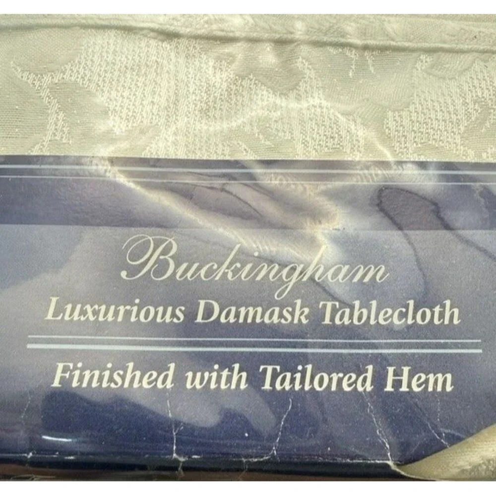 Wedgwood Buckingham Tablecloth Pure White Damask Oval 68x84 Formal Traditions